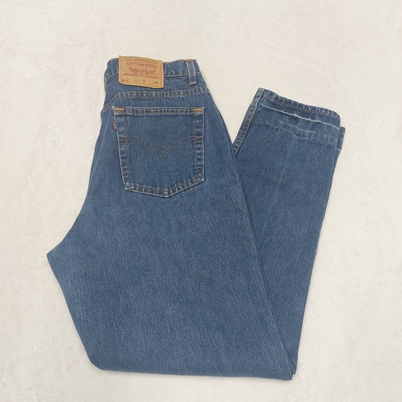 VTG Levis 512 Slim Fit Tapered Leg Jeans High Rise Womens Size 14R Blue USA Made - Picture 1 of 11